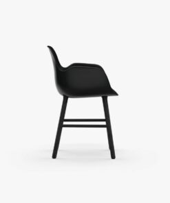 Bar stools & chairs